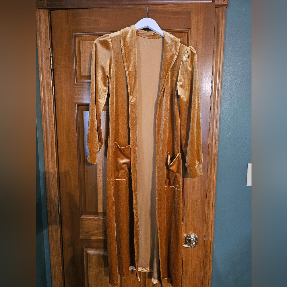 Elegant Gold Long Velvet Duster